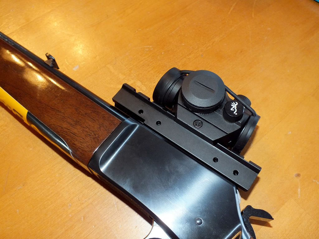 Browning BL-22 Picatinny rail red dot sight